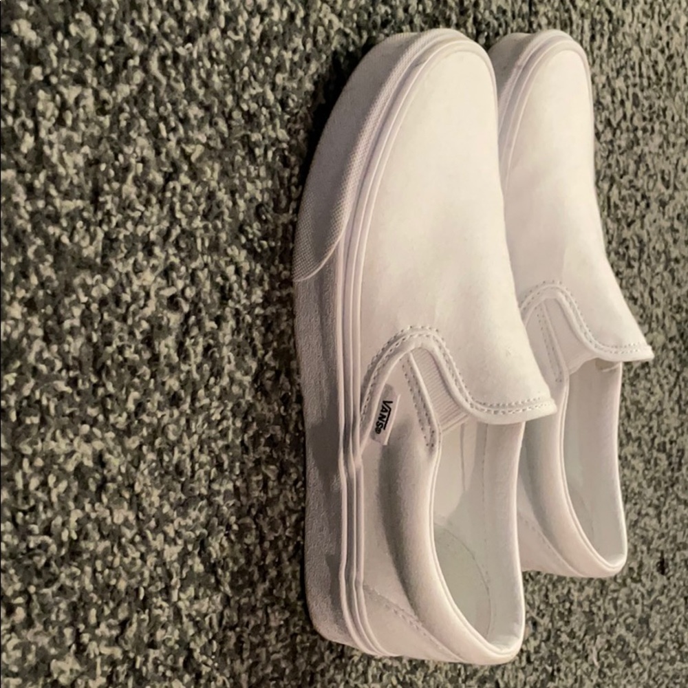 Vans - Picture 3 of 5